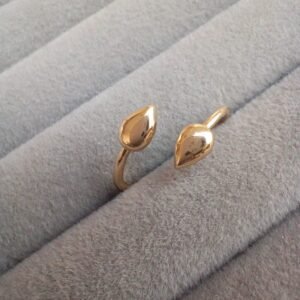 Anti Tarnish Golden Leaf Shaped Ring ~ Adjustable Size