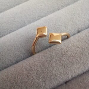 Anti Tarnish Golden Diamond Shaped Ring ~ Adjustable Size