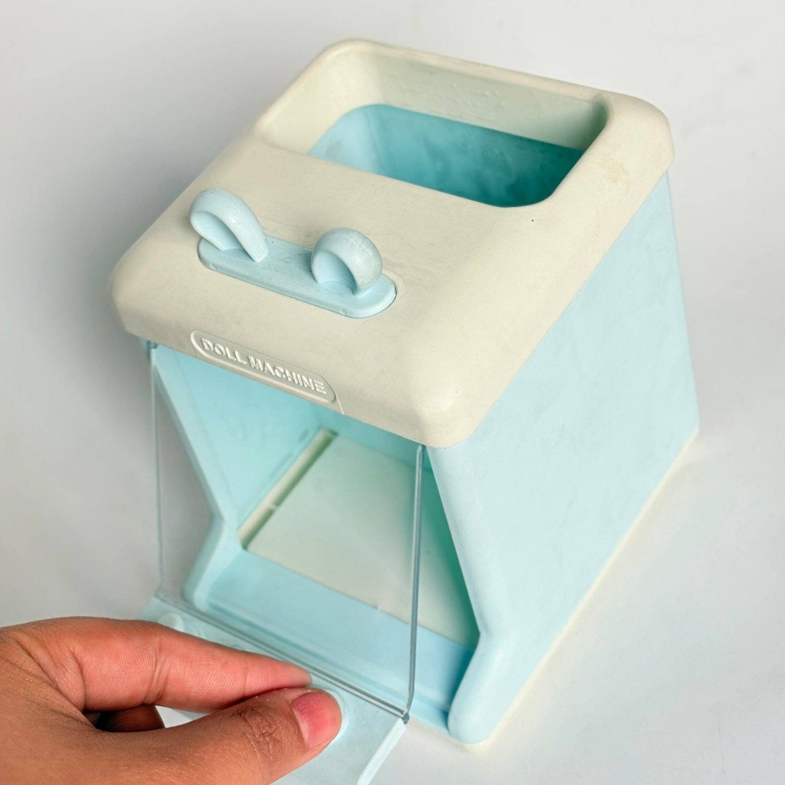 Kawaii Bunny Claw Machine Pen Stand โ Baby Blue Aesthetic Desk Organizer with Transparent Door - Image 2
