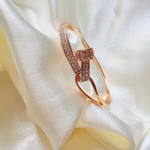 Nail Knot Everyday Bracelet ~ Anti Tarnish