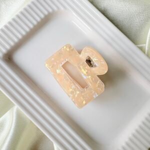 Geometric rectangle claw clip ~ Beige