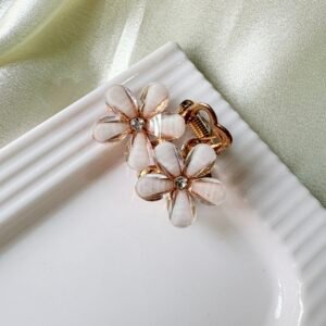 Jeweled Blossom Metal Claw – Pearl White