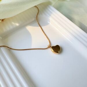 Minimalist Gold Heart Pendant Necklace for Women ~ Anti Tarnish