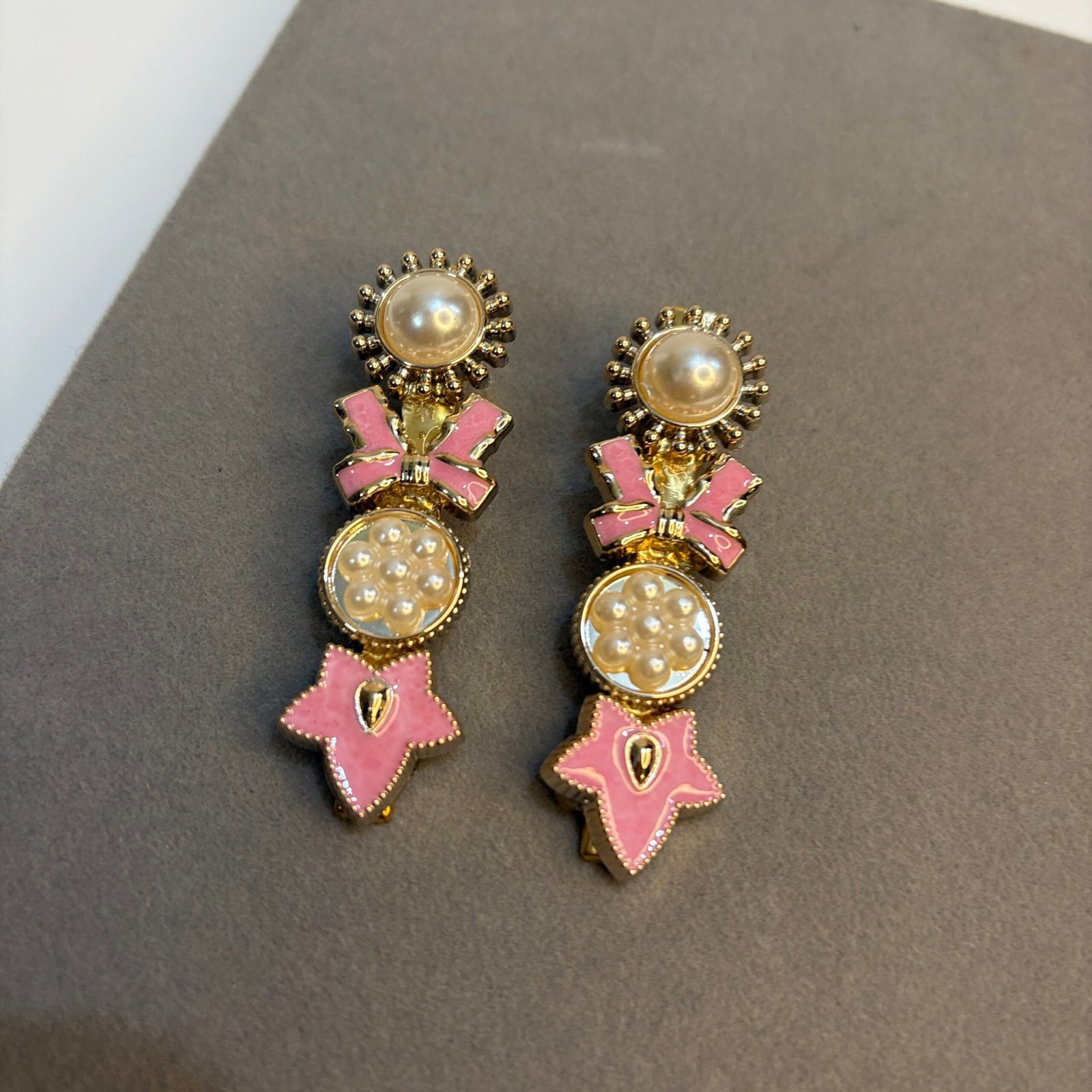 Pink Star & Pearl Charm Hair Clips (Set of 2) - Image 2
