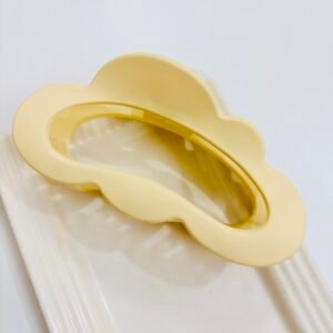 Matte Buttercream Yellow Cloud Hair Claw – Large Size