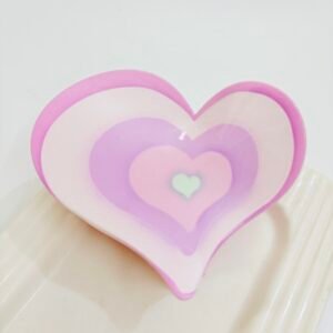 Pinteresty Large Retro Multi-Layered Heart Enamel Hair Claw – Pastel Pink