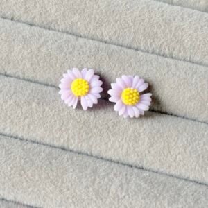 Lavender Purple Floral Stud Earrings - Pastel Daisy Resin Jewelry