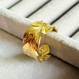 Serene Meadow Leaf Wrap Ring (Waterproof)