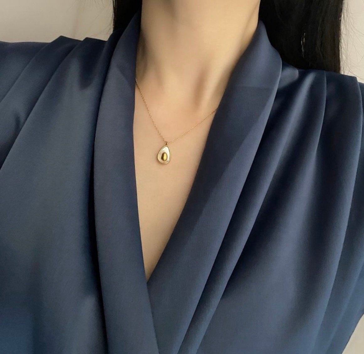 Golden Avocado Shell Anti-Tarnish Necklace - Image 4