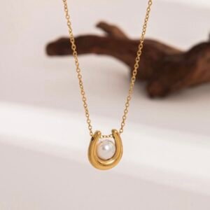 Golden Horseshoe & Pearl Anti-Tarnish Pendant Necklace