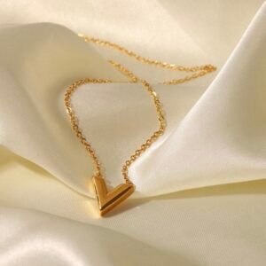 Essential Golden V-Charm Anti-Tarnish Necklace