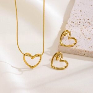 Viral hollow heart necklace and earrings gift set 💗