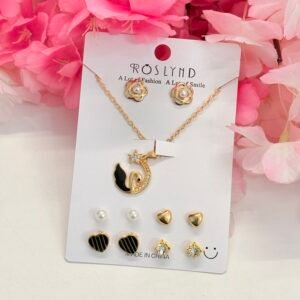 Black Swan Moon Pendant Necklace Set (Non-Anti-Tarnish)
